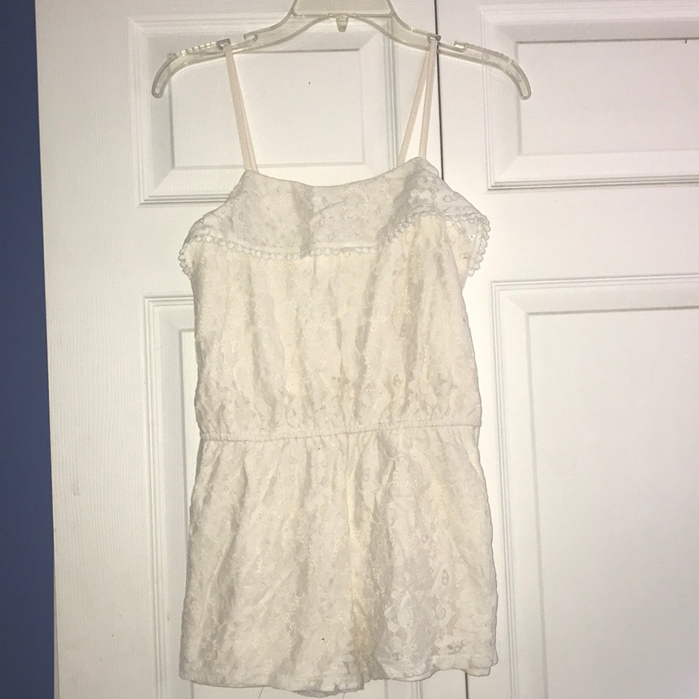 Girls lace romper